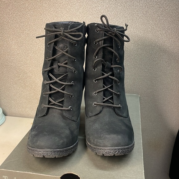 Timberland Tillston Boot- Size 7.5 - Picture 9 of 15